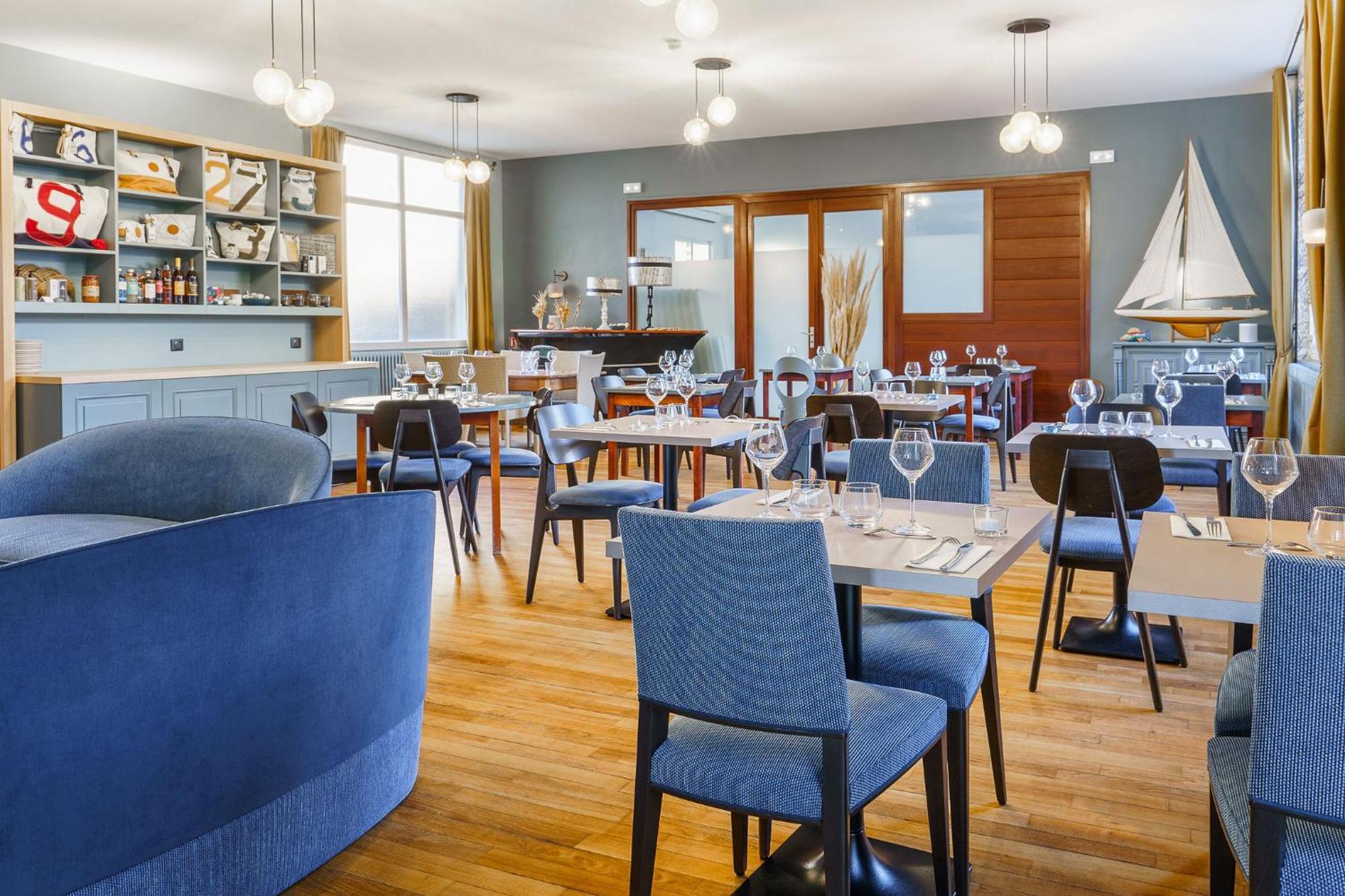 Hotel Spa De La Citadelle Lorient Port-Louis Ngoại thất bức ảnh