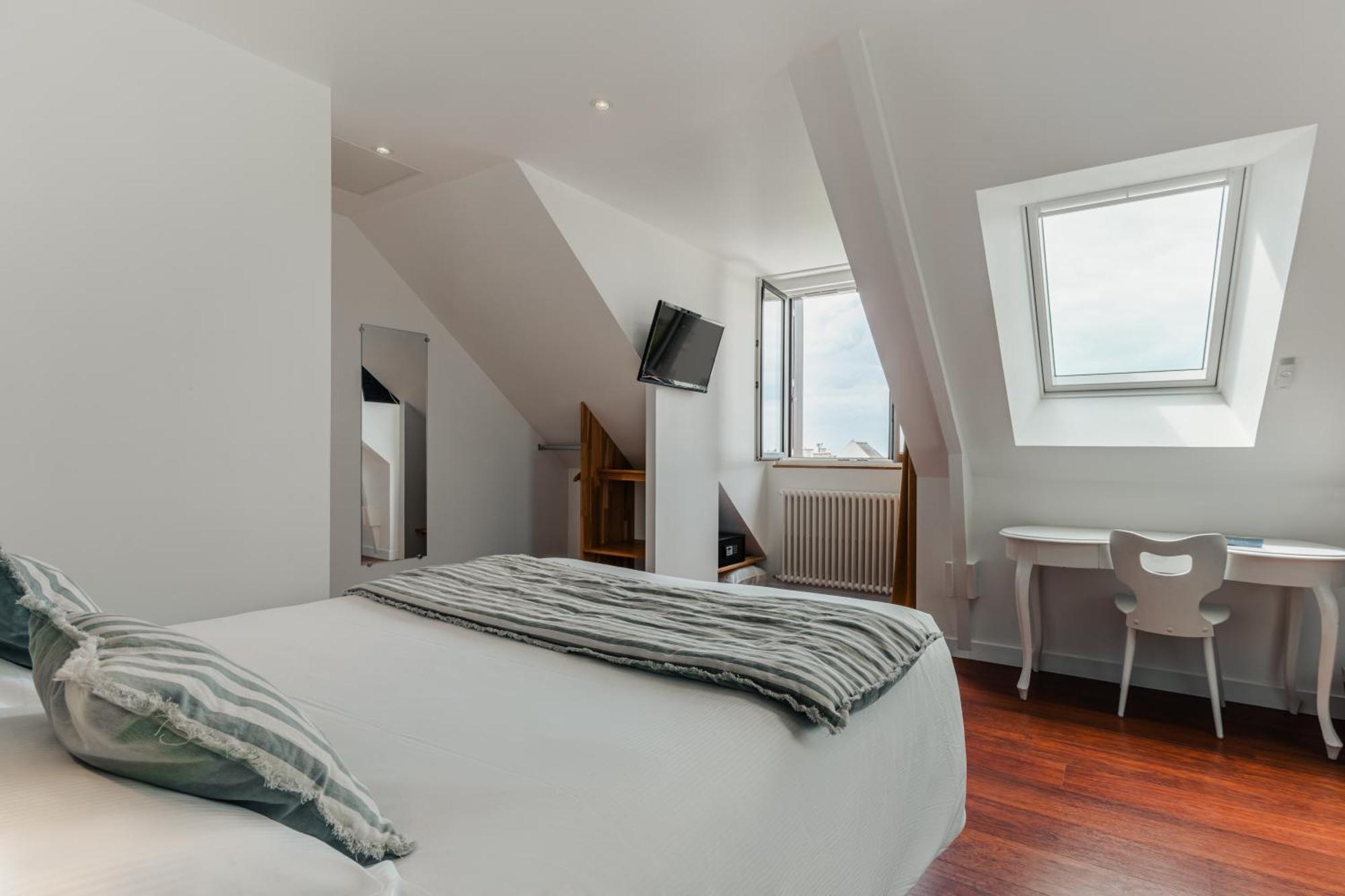 Hotel Spa De La Citadelle Lorient Port-Louis Ngoại thất bức ảnh